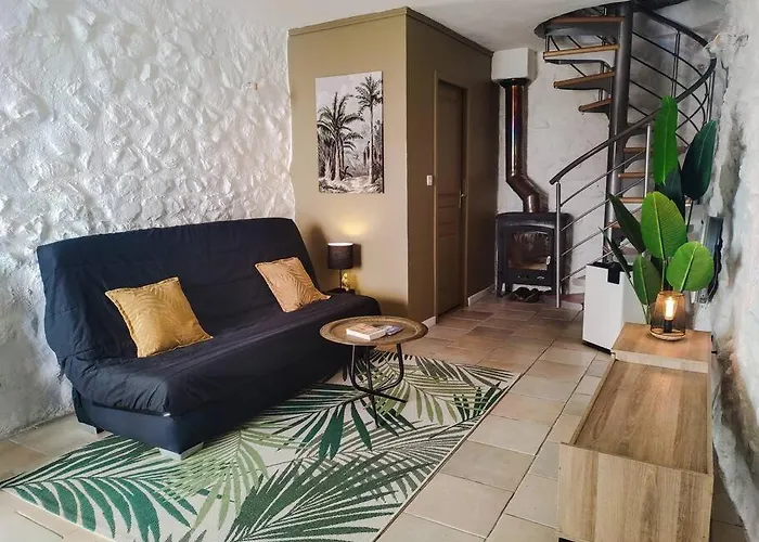 Maison De Village Avec Terrasse