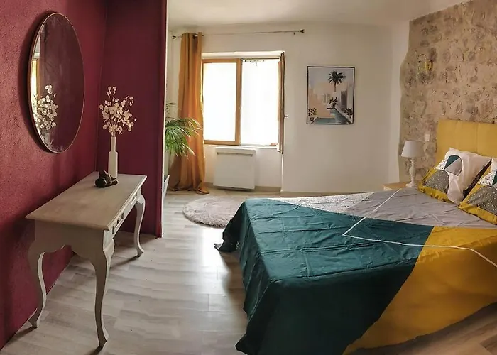 Maison De Village Avec Terrasse